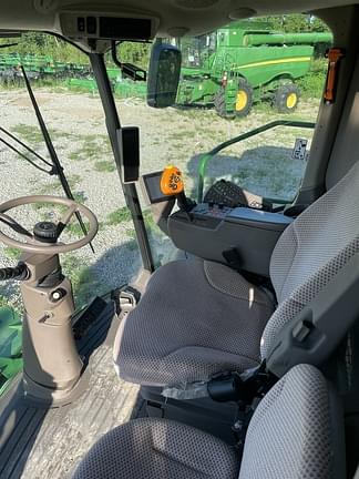 Image of John Deere S670 equipment image 2