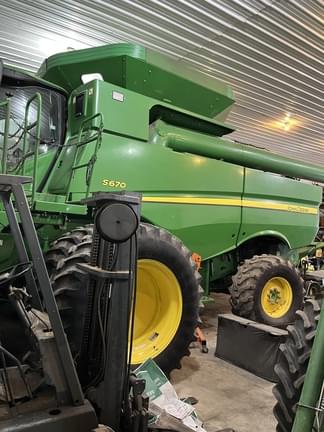 Image of John Deere S670 Primary image