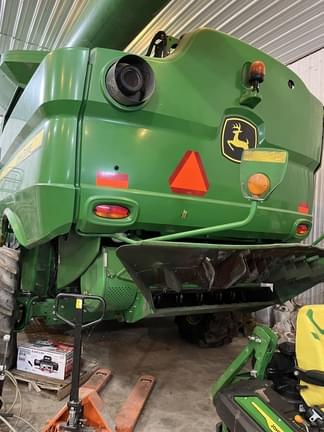 Image of John Deere S670 equipment image 2