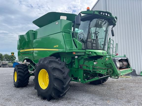 Image of John Deere S670 equipment image 3