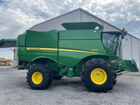 Image of John Deere S670 equipment image 4