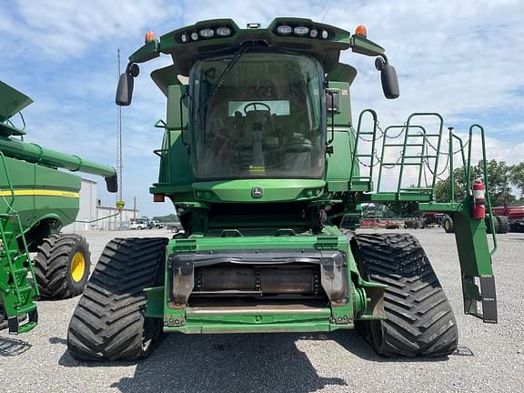 Image of John Deere S670 equipment image 2