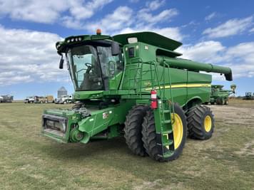 Main image John Deere S670