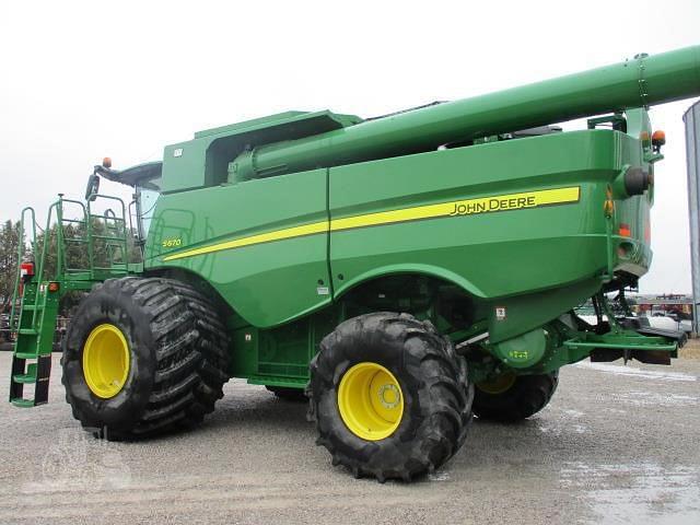 Image of John Deere S670 equipment image 4