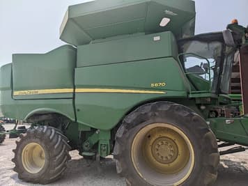 Main image John Deere S670