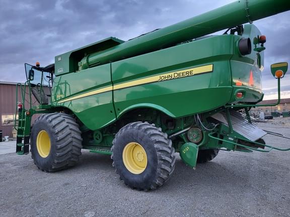 Image of John Deere S670 equipment image 4