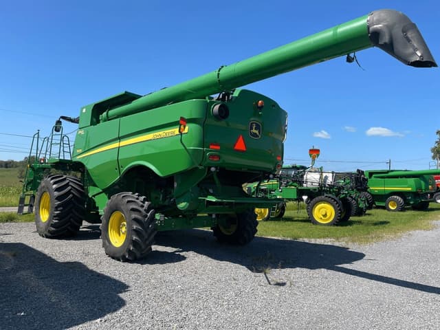 Image of John Deere S670 equipment image 3