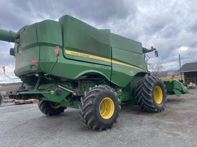 Image of John Deere S670 equipment image 4