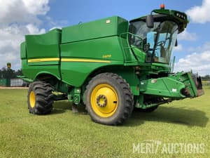 2014 John Deere S670 Image