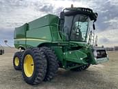 Thumbnail image John Deere S680 3