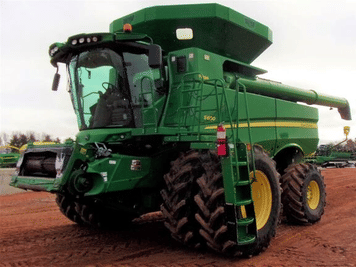Main image John Deere S680