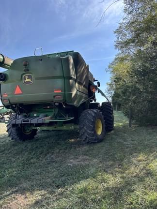 Image of John Deere S680 equipment image 3