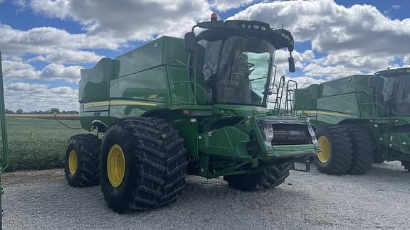 Image of John Deere S680 equipment image 1