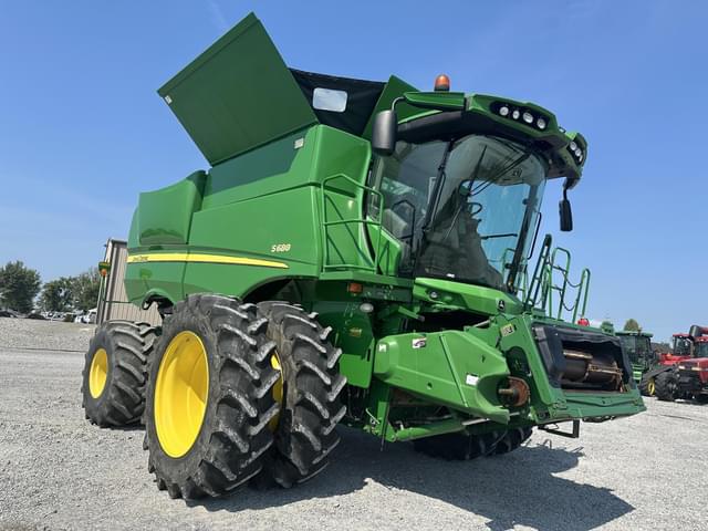 Image of John Deere S680 equipment image 3