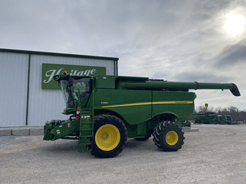 Main image John Deere S680