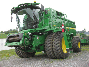 Main image John Deere S680
