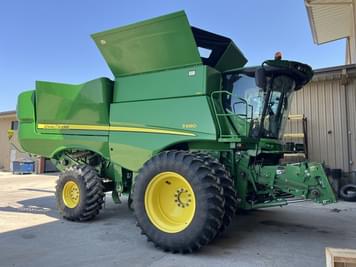 Main image John Deere S680