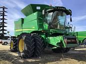 Thumbnail image John Deere S680 0