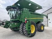 Thumbnail image John Deere S680 0