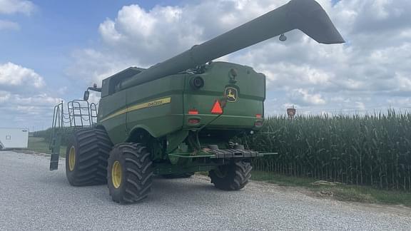 Image of John Deere S680 equipment image 3