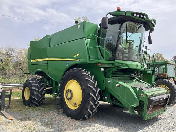 Image of John Deere S680 equipment image 1