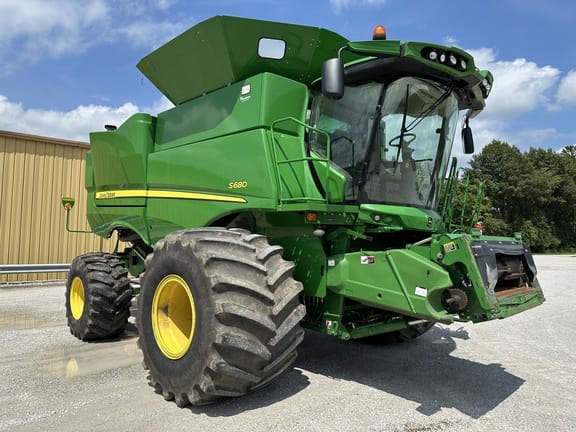 2014 John Deere S680 Equipment Image0