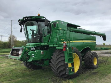 Main image John Deere S680