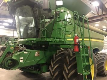 Main image John Deere S680