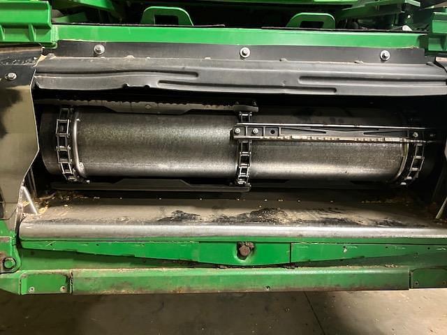 Image of John Deere S680 equipment image 3