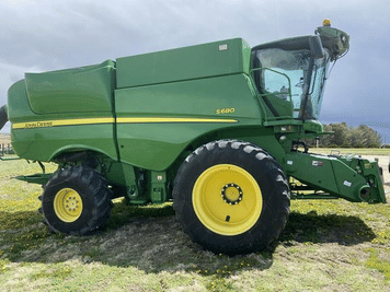 Main image John Deere S680