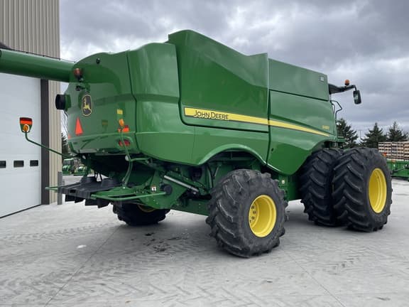 Image of John Deere S680 equipment image 2