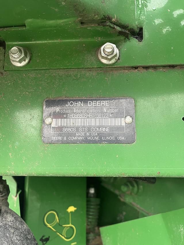 Image of John Deere S680 equipment image 3