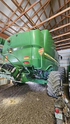 Image of John Deere S680 equipment image 2