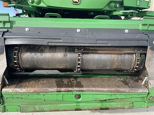 Main image John Deere S680 11