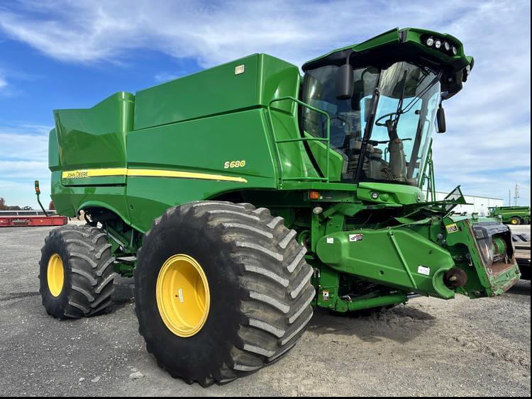 Image of John Deere S680 Primary image