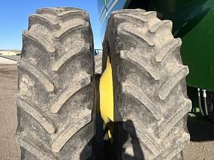 Main image John Deere S680 13