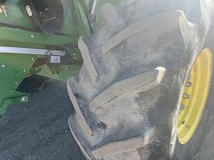 Main image John Deere S680 16