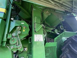 Main image John Deere S680 13