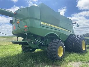 Main image John Deere S680 5