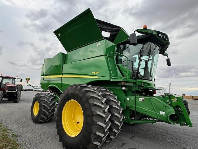 Image of John Deere S680 Primary image