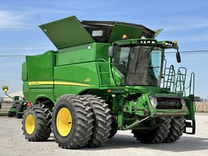 2014 John Deere S680 Image