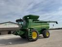 2014 John Deere S680 Image