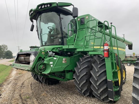 Main image John Deere S680