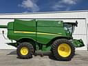 2014 John Deere S680 Image