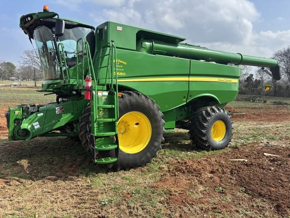 Image of John Deere S680 Primary image