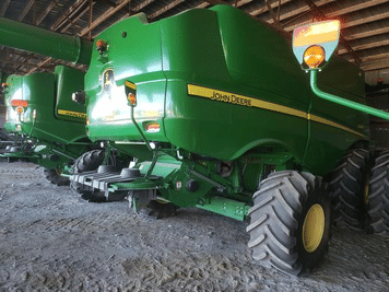 Main image John Deere S680