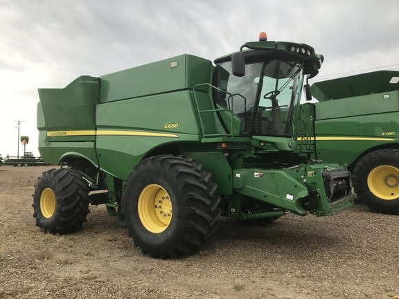 Main image John Deere S680