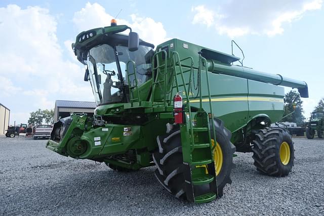 Image of John Deere S680 equipment image 3