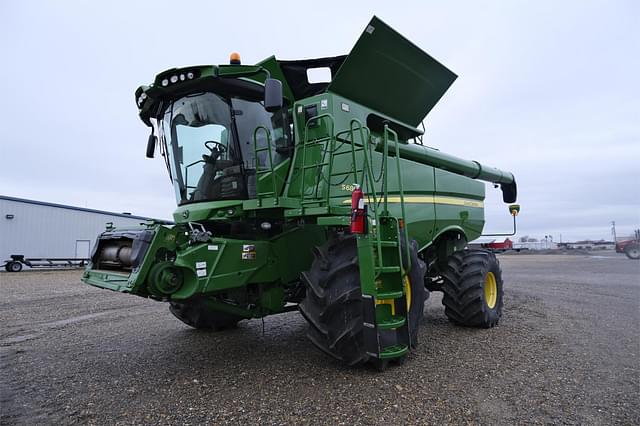 Image of John Deere S680 equipment image 2