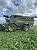 2014 John Deere S680 Image